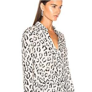 A.L.C. Emerson 100% Silk Ivory Black Leopard Print Button Down Blouse Size 0